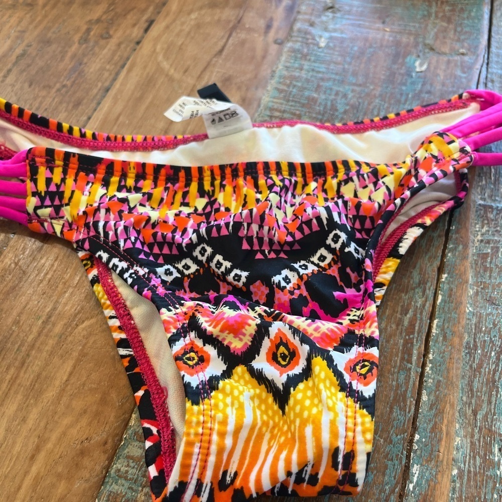 Bikini bottom